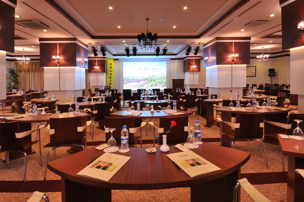 Goldcity Hotel Αλάνια Εξωτερικό φωτογραφία